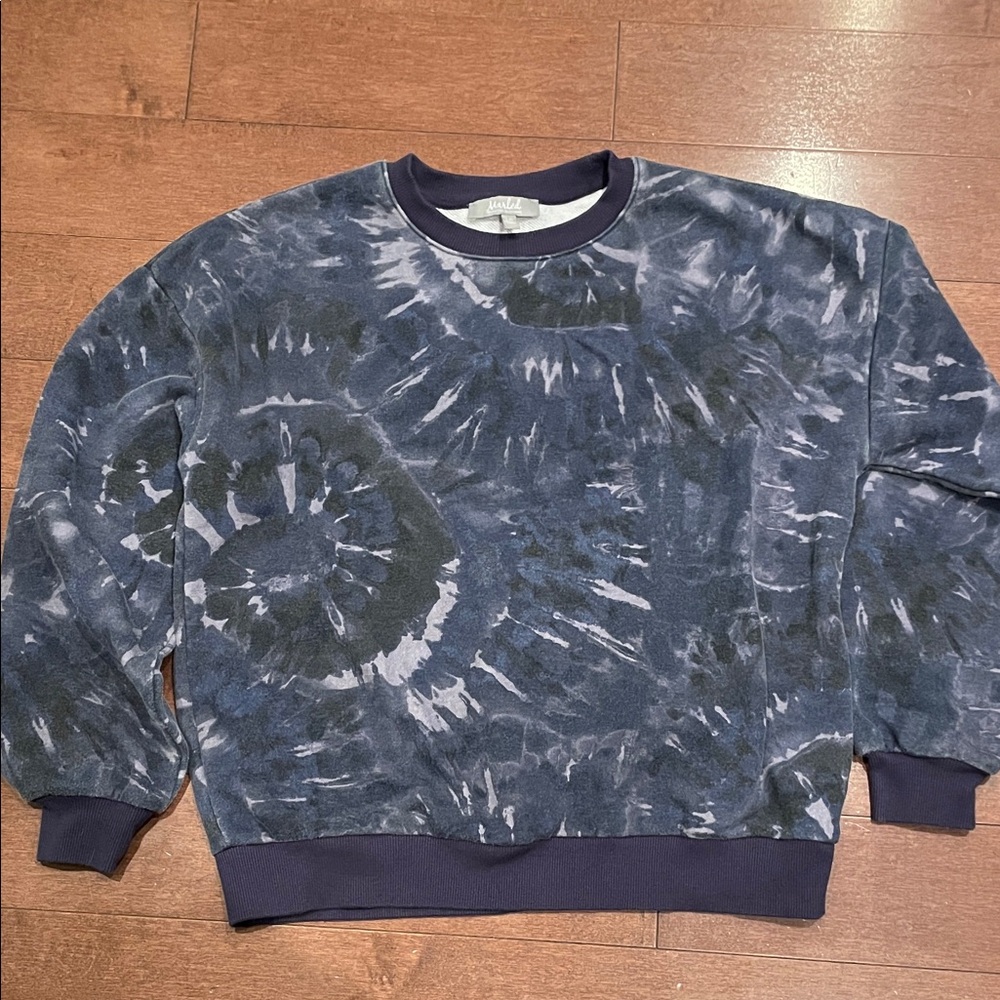 Marled Women’s Navy Tie-Dye Crewneck Sweater